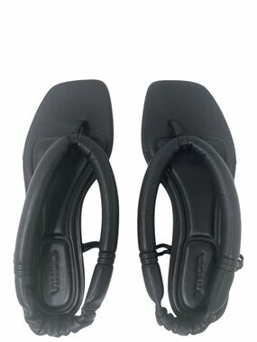 Vince Denton Black Leather Bubble Thong Flat Square Toe Sandal Size 6 Minimalist
